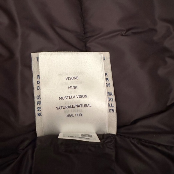 Authentic Moncler short jacket with Mink trim - Picture 10 of 13